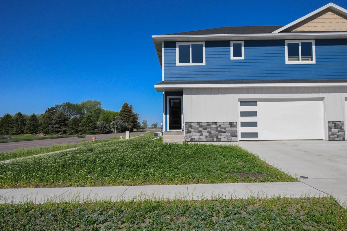 House for rent at 3900 S Caballo Court, Sioux Falls, SD 57106