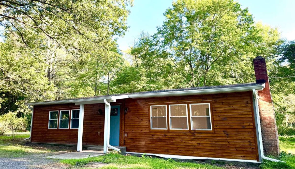 Apartment for rent at 10 Delson Lane, Saugerties, NY 12477