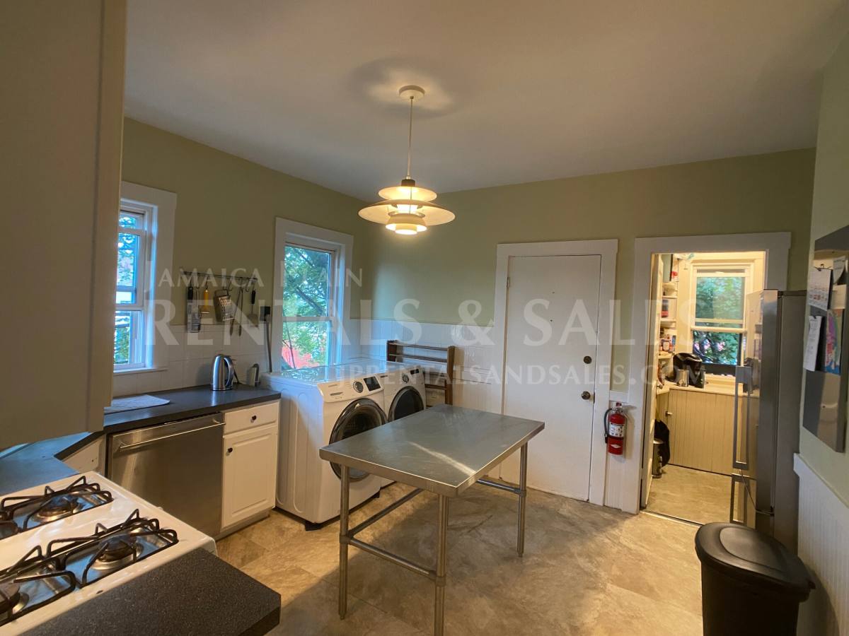 Apartment for rent at 70 Montebello Rd #3 Co, Jamaica Plain, MA 02130