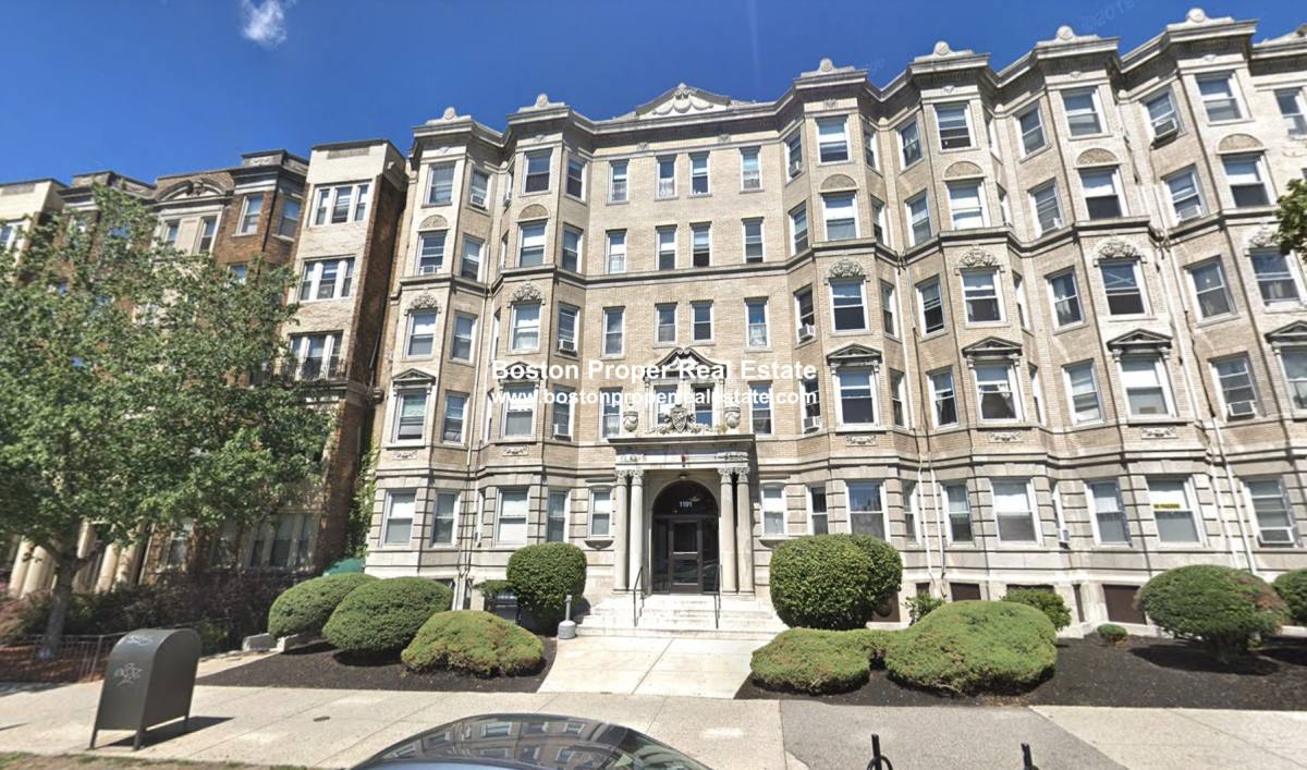 Apartment for rent at 1191 Boylston St #28, Boston, MA 02215