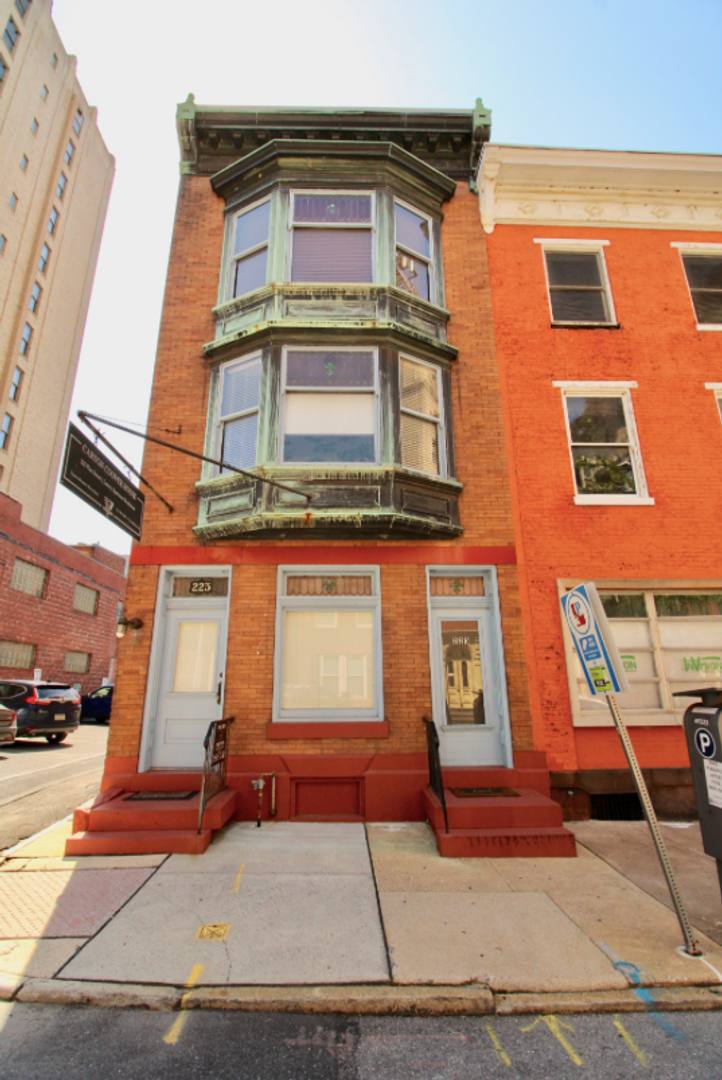Apartment for rent at 223 Pine St, Harrisburg, PA 17101