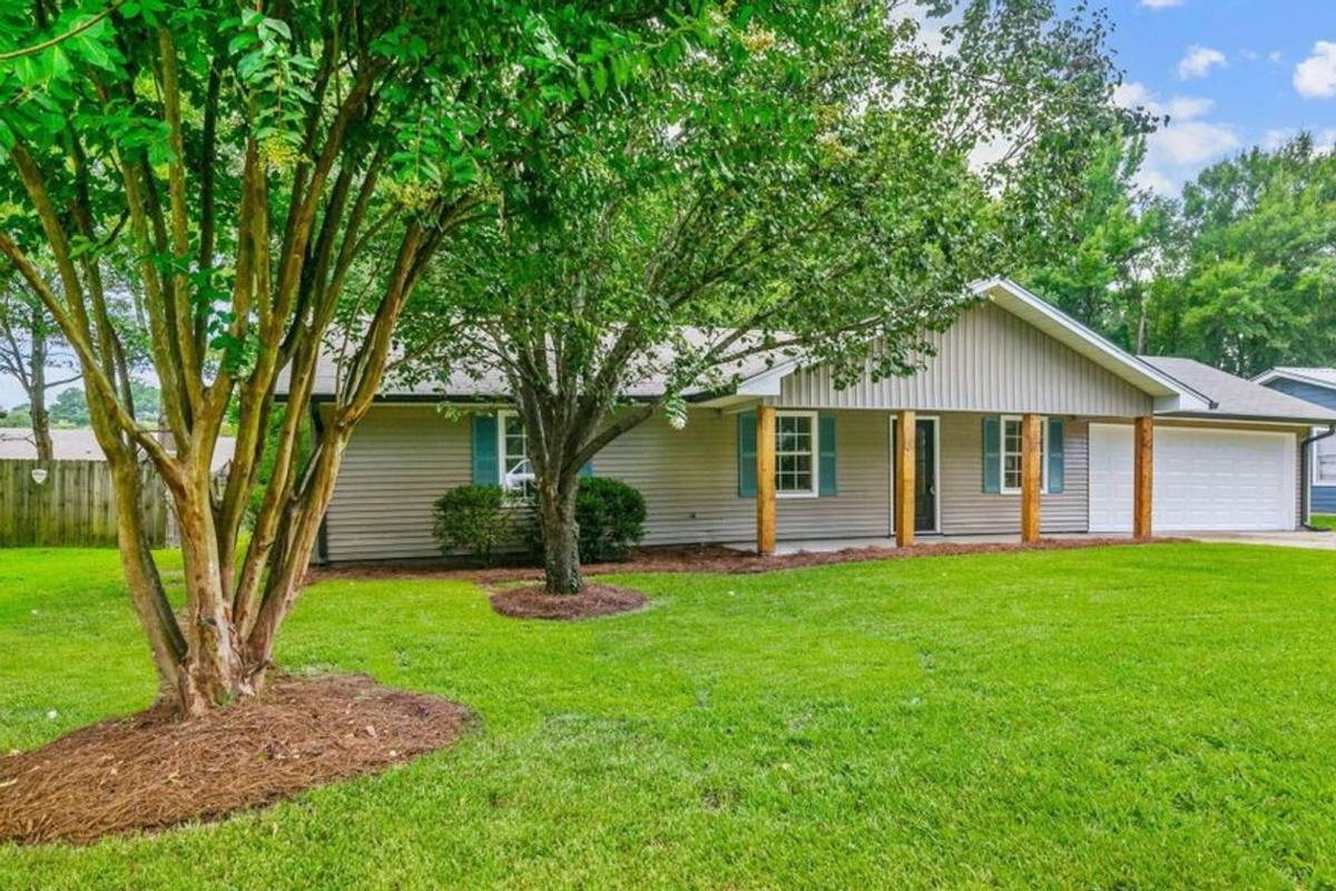 House for rent at 359 Eastwood Ave, Ridgeland, MS 39157