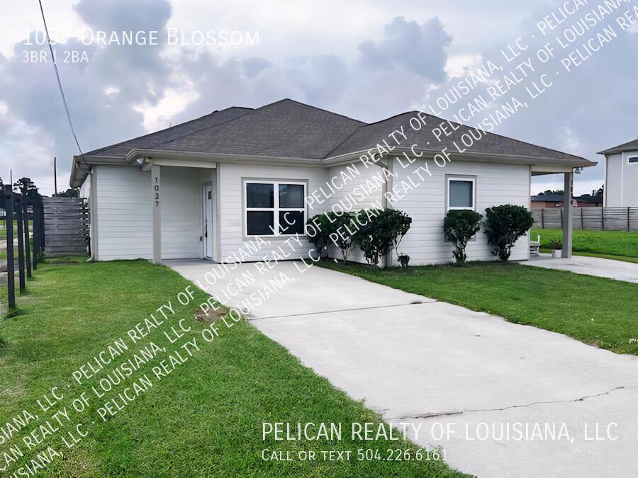 Apartment for rent at 1037 Orange Blossom Lane, Harvey, LA 70058