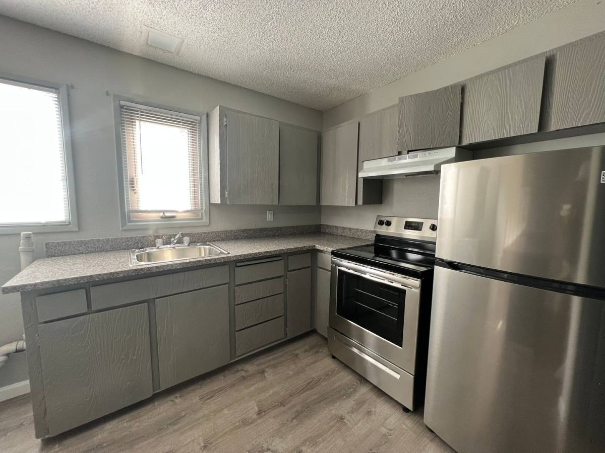 Townhouse for rent at 10329 NE Prescott St, Portland, OR 97220