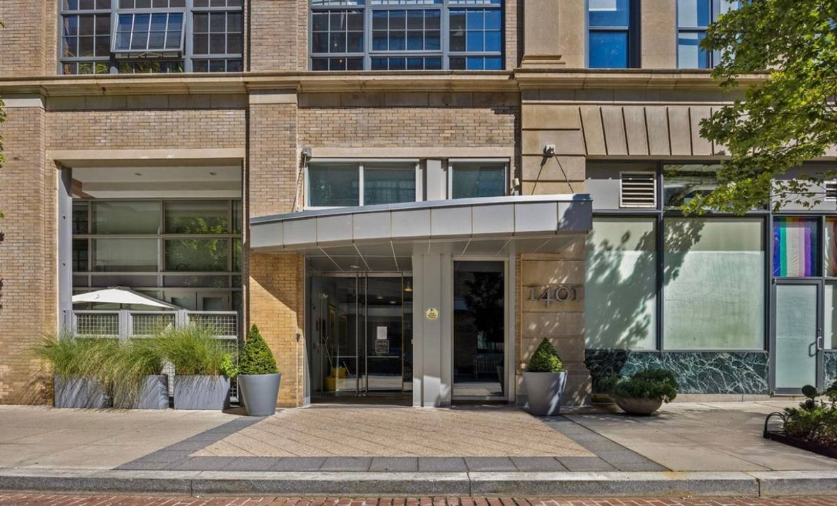 Apartment for rent at 1401 Church St NW, Washington, DC 20005
