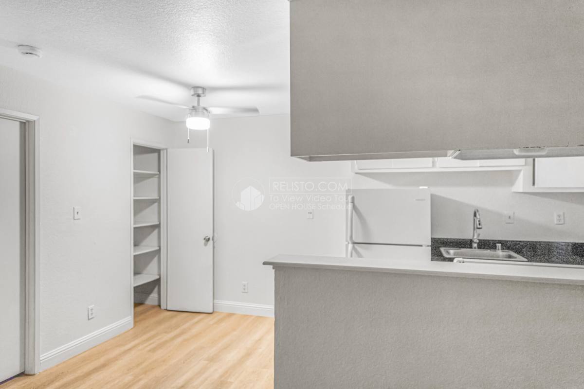 Apartment for rent at 1117 W Swain Rd #7, Stockton, CA 95207