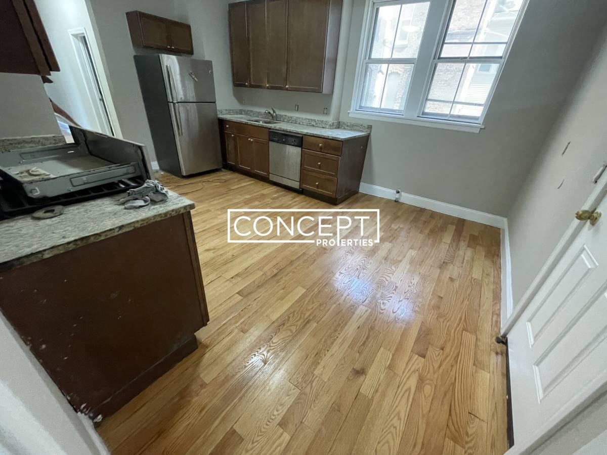 Apartment for rent at 120 Washington St #1TS, Dorchester, MA 02121