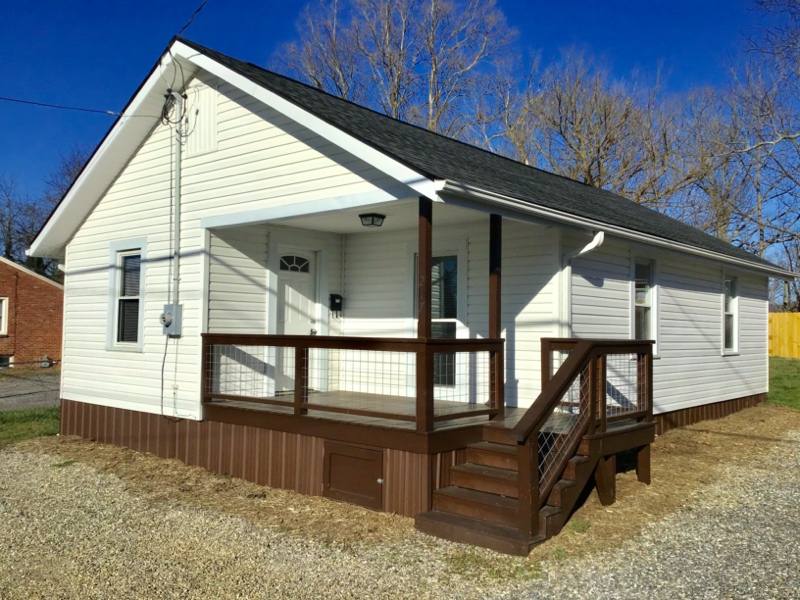 House for rent at 217 Fayetteville St, Asheville, NC 28806