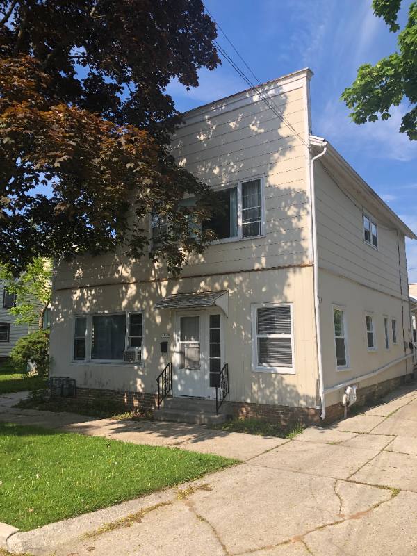 Apartment for rent at 2122 N 12th St, Sheboygan, WI 53081