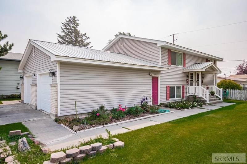 Apartment for rent at 740 Garfield St, Idaho Falls, ID 83401