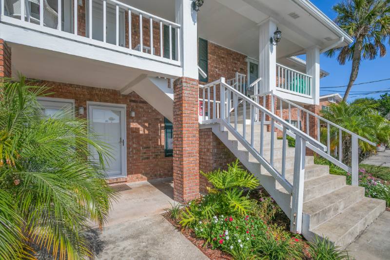 Condo for rent at 22 Comares Ave #2C, Saint Augustine, FL 32080