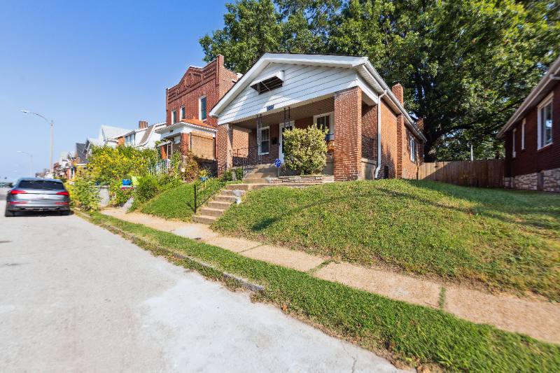 House for rent at 6567 Arsenal St, Saint Louis, MO 63139