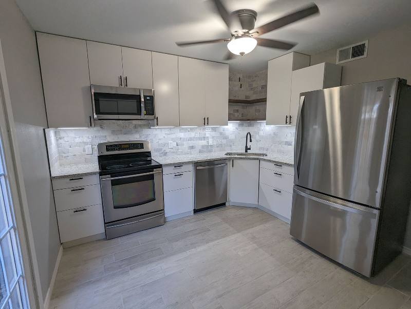 Townhouse for rent at 114 Scofield Ave #111, Johnson City, TX 78636