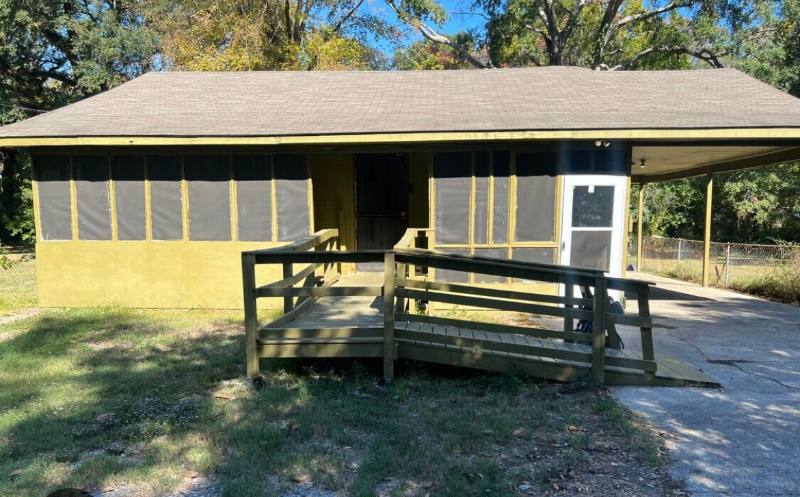 House for rent at 2631 Farrar St, Baton Rouge, LA 70805