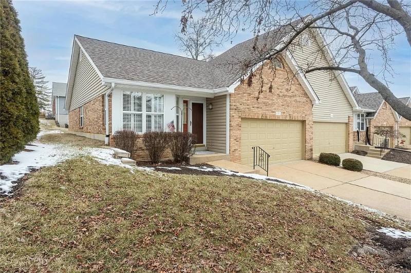 Condo for rent at 133 Kehrs Mill Trail, Ballwin, MO 63011