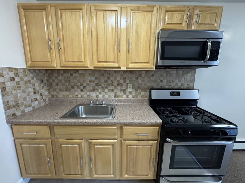 Apartment for rent at 1720 41st St, North Bergen, NJ 07047