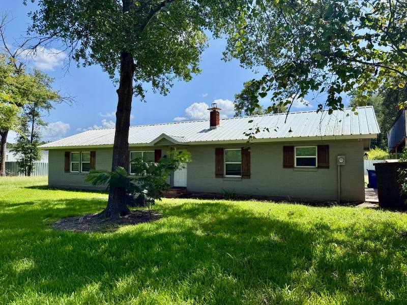 House for rent at 3906 US-Highway 69, Lufkin, TX 75901