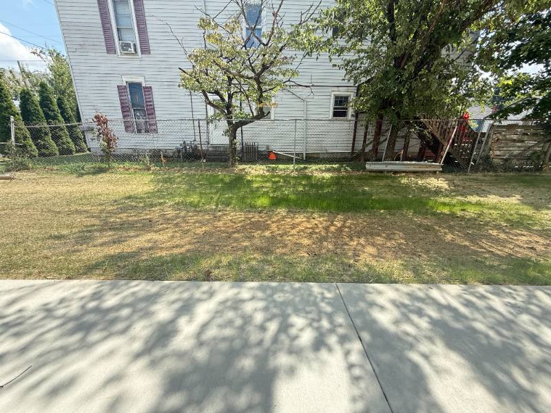 Townhouse for rent at 1630 Ekin Ave, New Albany, IN 47150