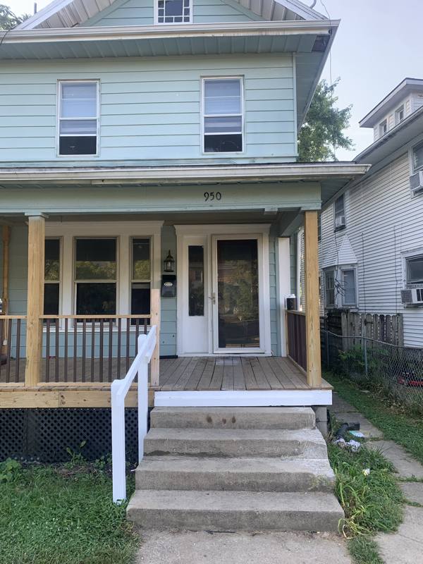 Apartment for rent at 950 Harvard Blvd, Dayton, OH 45406