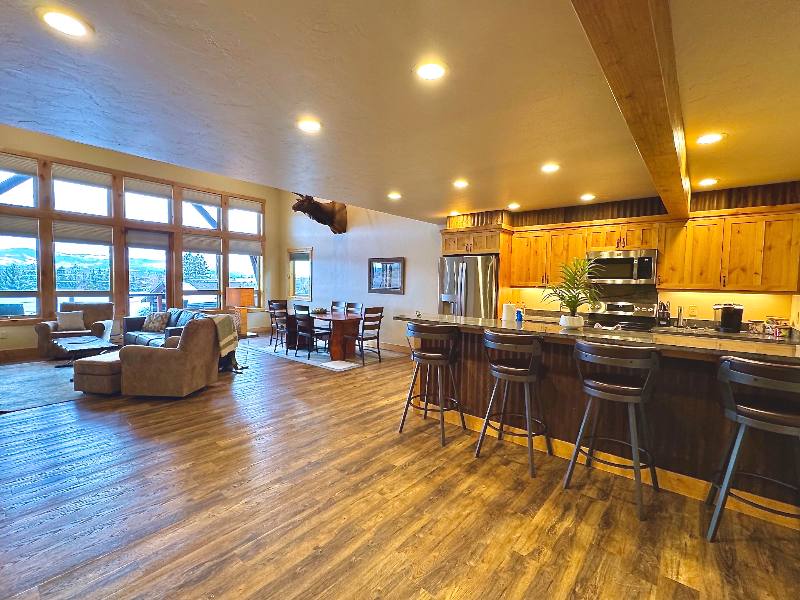 Townhouse for rent at 283 Eagle Bend Dr, Bigfork, MT 59911