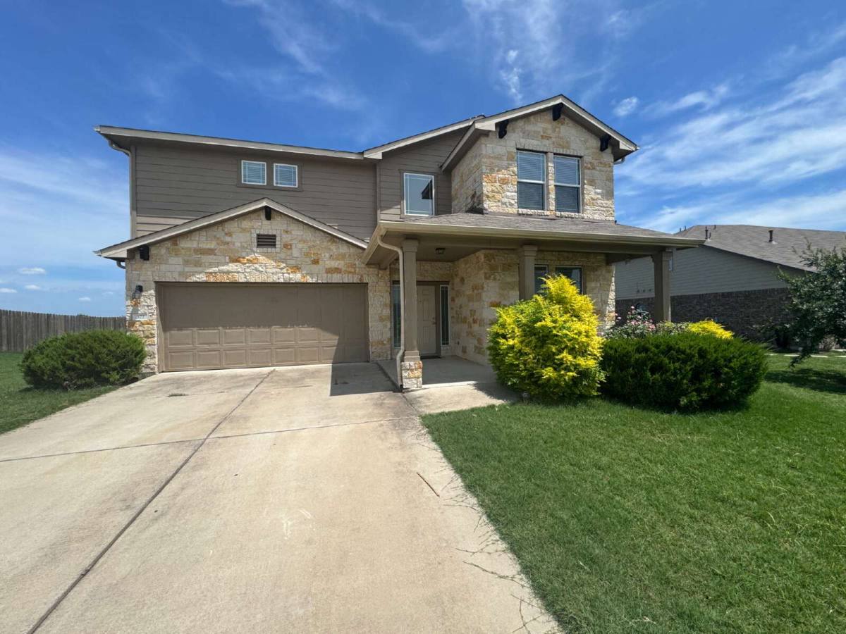 House for rent at 372 Kingfisher Lane, Kyle, TX 78640