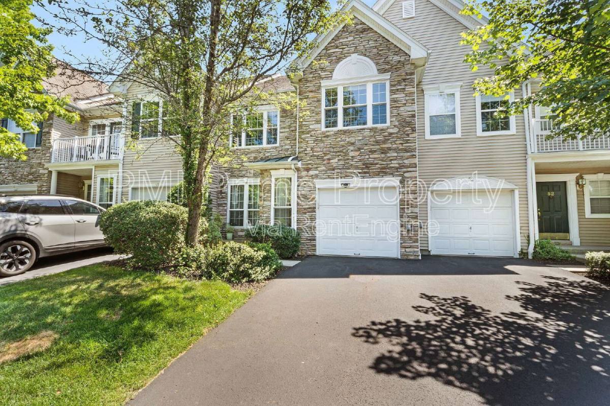Townhouse for rent at 50 Battalion Dr, Basking Ridge, NJ 07920