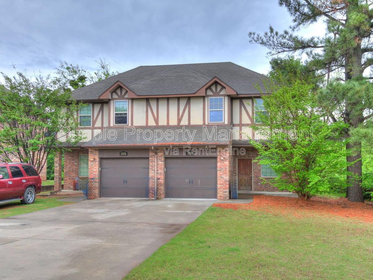 Apartment for rent at 2882 Muzzy St, Choctaw, OK 73020