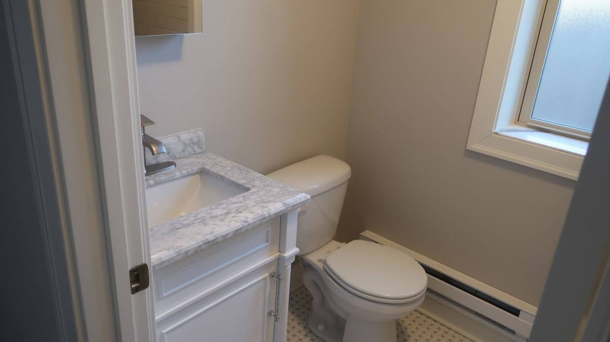 Apartment for rent at 640 W Wrightwood Ave, Chicago, IL 60614