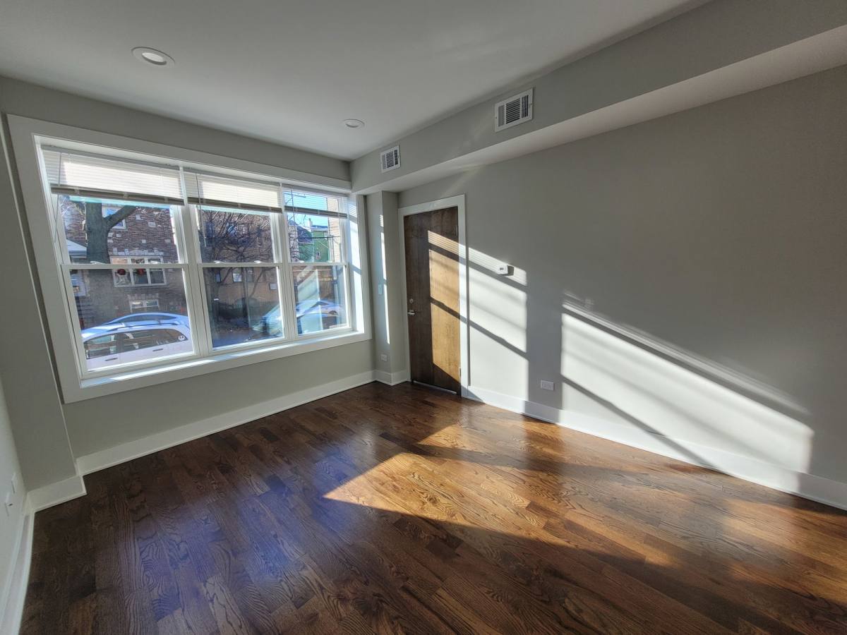 Apartment for rent at 2144 W Shakespeare Ave #2F, Chicago, IL 60647