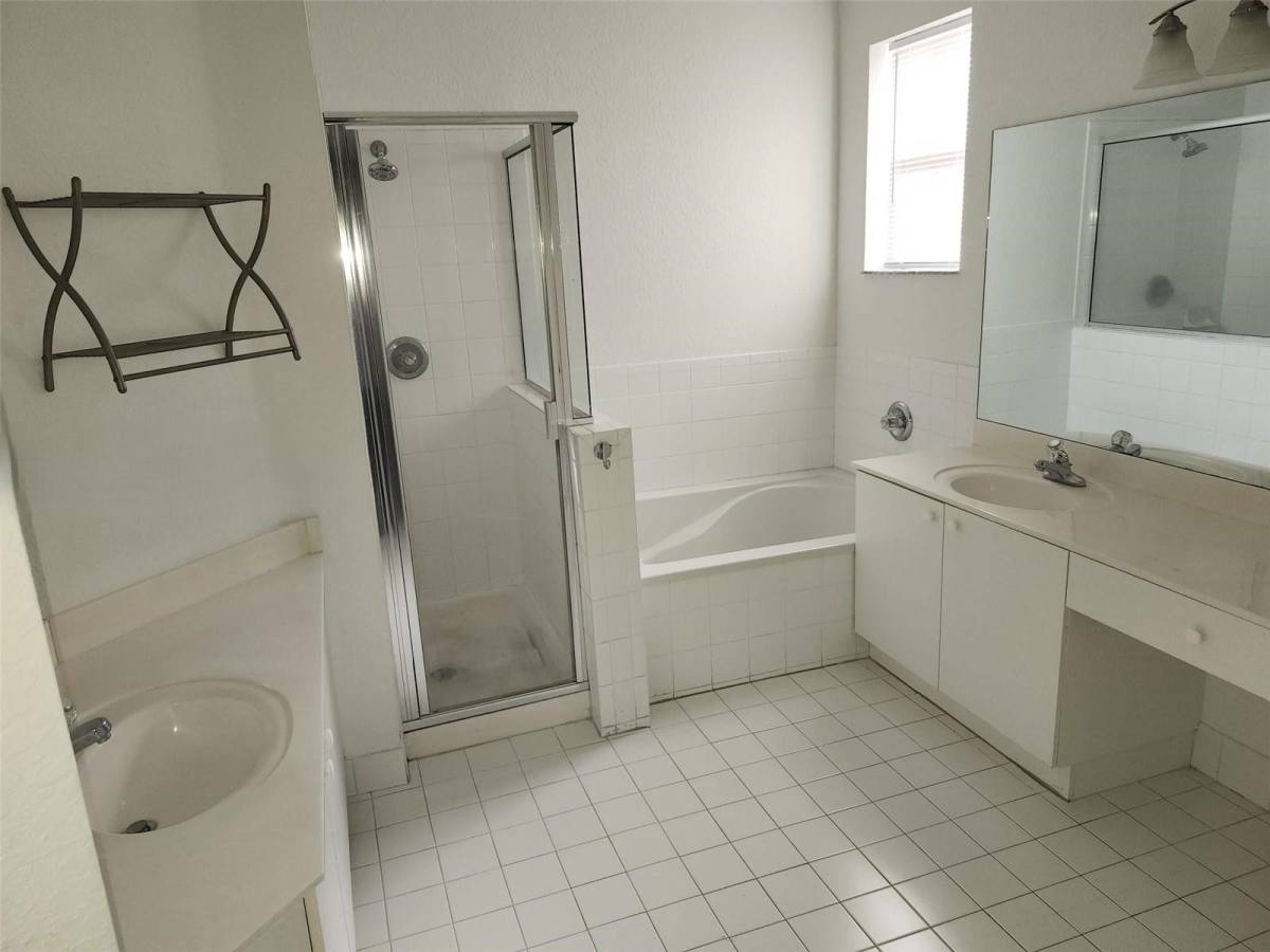 House for rent at 11035 NW 86th Terrace, Miami, FL 33178