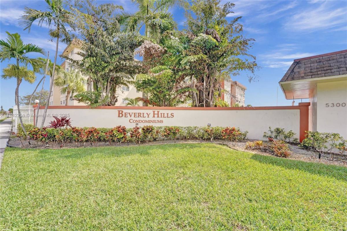 House for rent at 5300 Washington St #V308, Hollywood, FL 33021