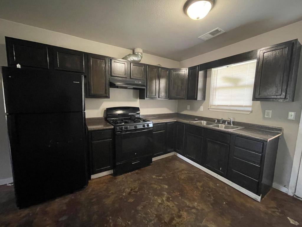 House for rent at 444 Stone St, Greenville, MS 38703