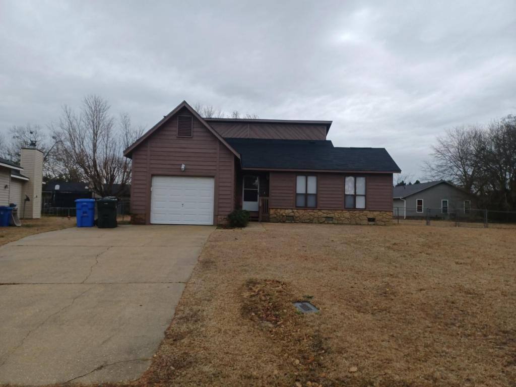 House for rent at 7129 San Juan Dr, Fayetteville, NC 28314