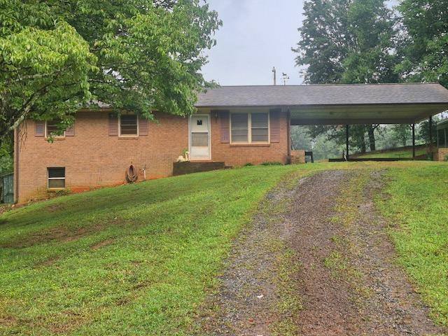 House for rent at 8061 Young Rd, Hickory, NC 28602