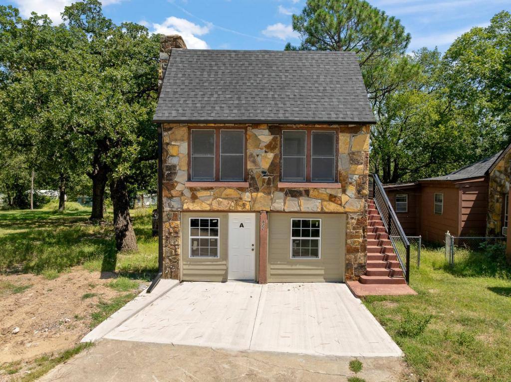 Townhouse for rent at 622 Douglas St, Ardmore, OK 73401