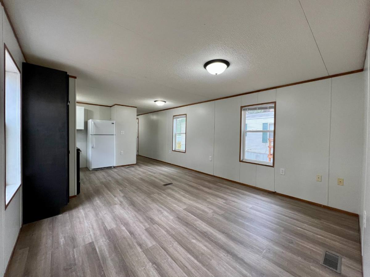House for rent at 1015 27th St SE 18 Rd, Minot, ND 58701