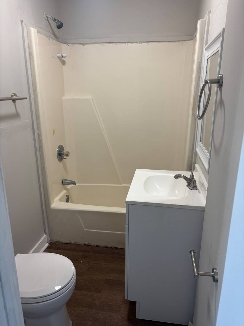 Apartment for rent at 656 Dr Martin Luther King Jr Blvd #1, Kinston, NC 28501