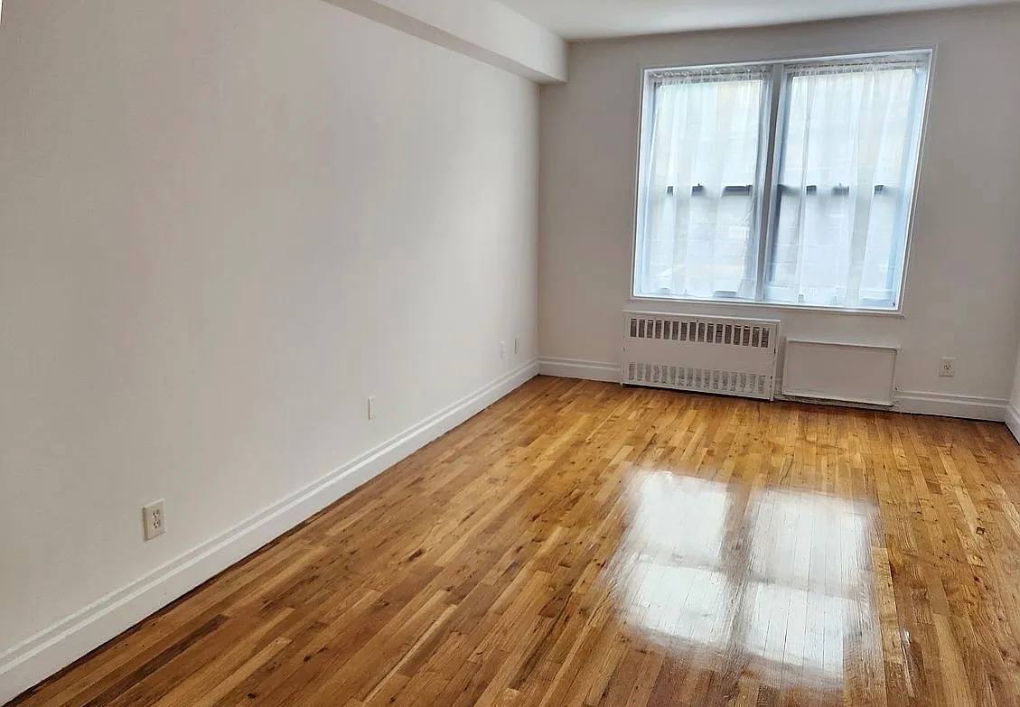 Condo for rent at 1725 Edison Ave #2E, Bronx, NY 10461
