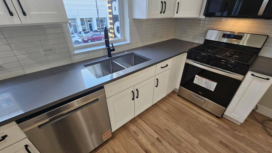 Apartment for rent at 4437 N Broadway St, Chicago, IL 60640