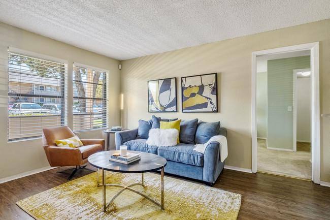 Apartment for rent at 2951 Dechman Dr #79, Grand Prairie, TX 75052