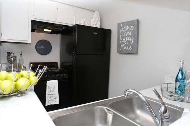 Apartment for rent at 13342 Midway Rd #79, Dallas, TX 75244