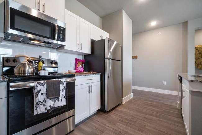 Apartment for rent at 1309 Ennis St #79, Houston, TX 77003