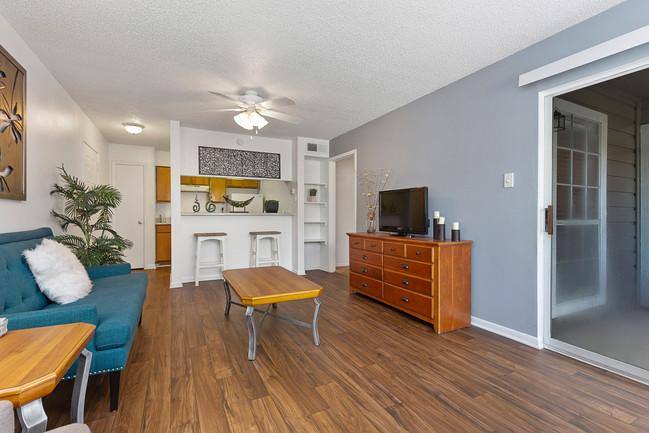 Apartment for rent at 717 Haskell Ave #79, Dallas, TX 75223