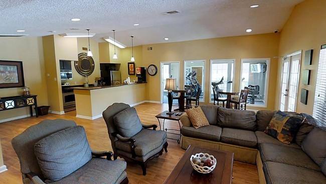Apartment for rent at 717 Haskell Ave #79, Dallas, TX 75223