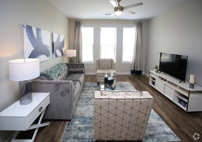 Apartment for rent at 711 Pearl St #79, Dallas, TX 75201