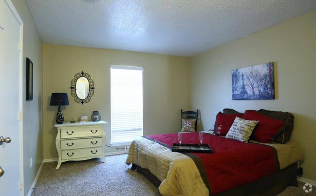 Townhouse for rent at 520 W 8th St #79, Dallas, TX 75208