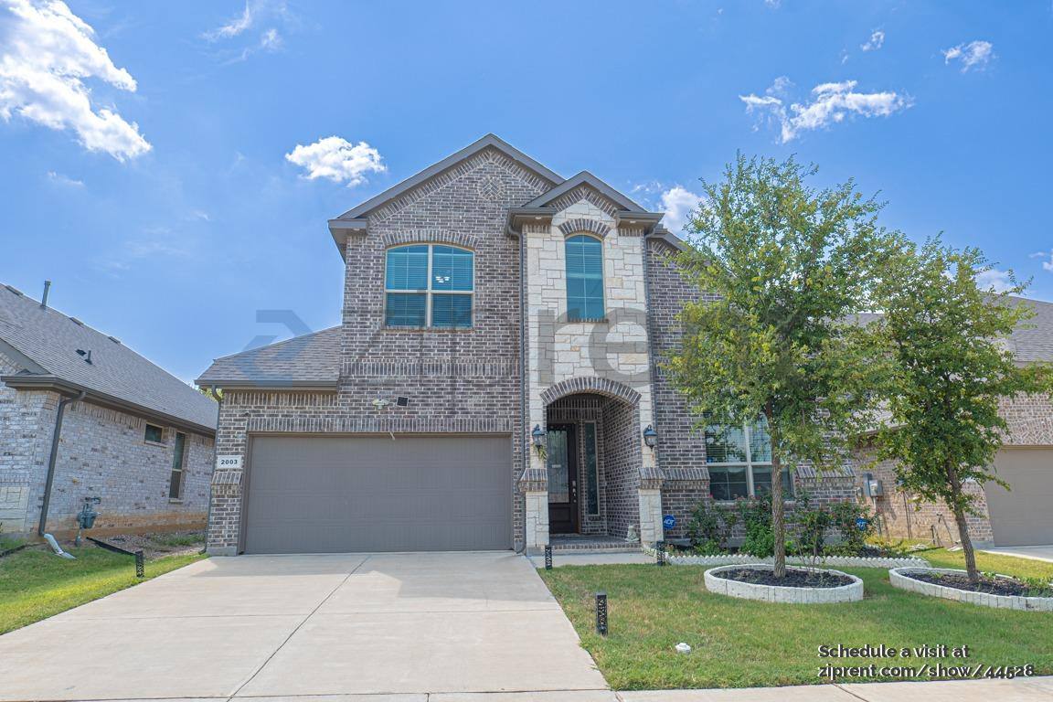 House for rent at 2003 Oleander St, Lake Dallas, TX 75065