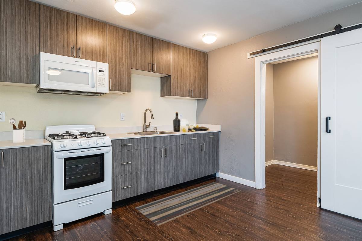 Apartment for rent at 1532 Walnut St #1, Everett, WA 98201
