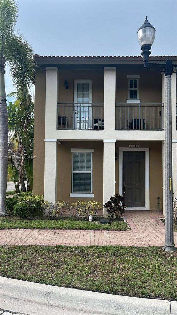 Townhouse for rent at 1130 SW 147th Ave, Hollywood, FL 33027