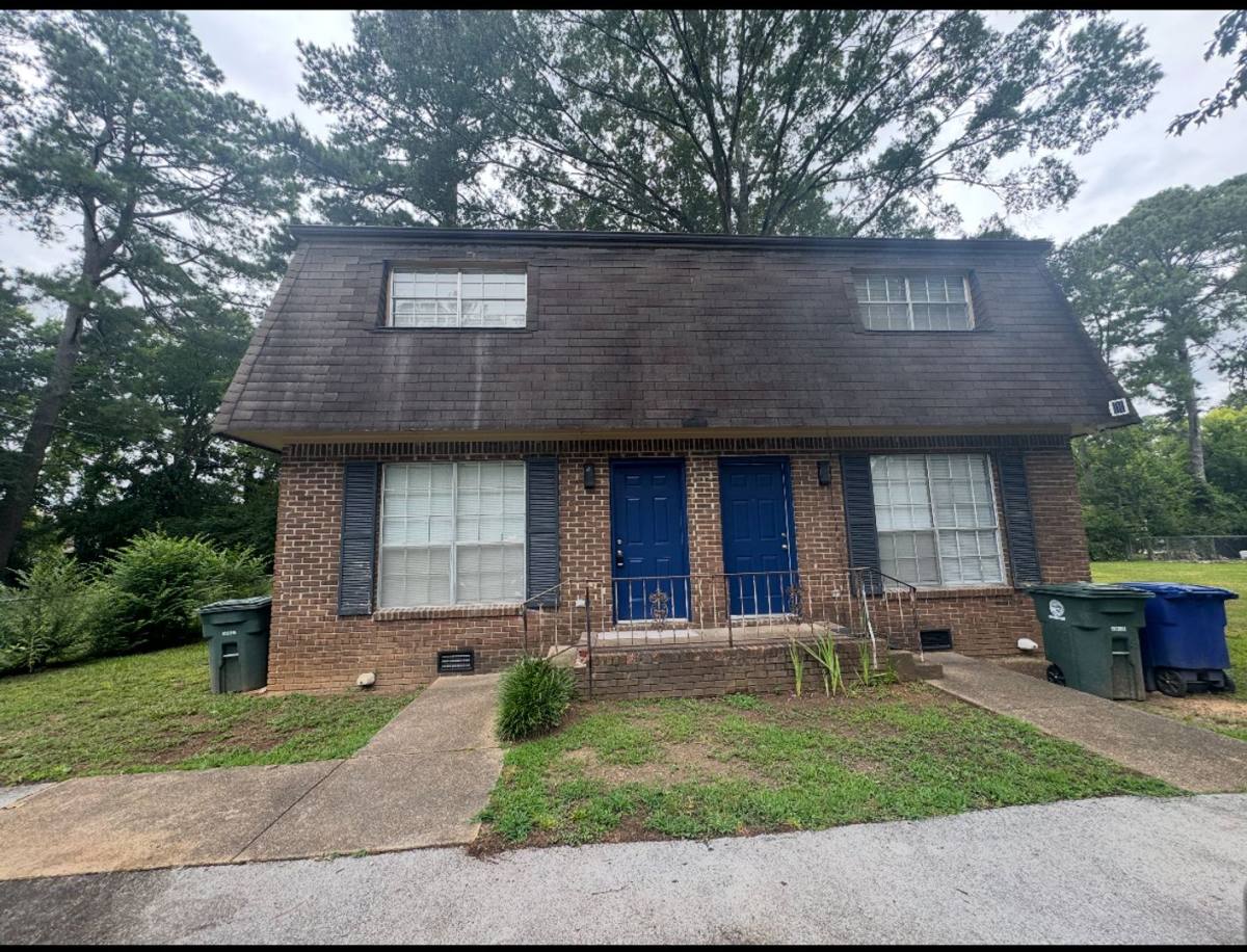 Townhouse for rent at 713 Woodvale Ave, Chattanooga, TN 37411